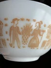 PYREX Cinderella Mixing Bowl Pumpkin Orange Butterprint #442 1-1/2 Qt.