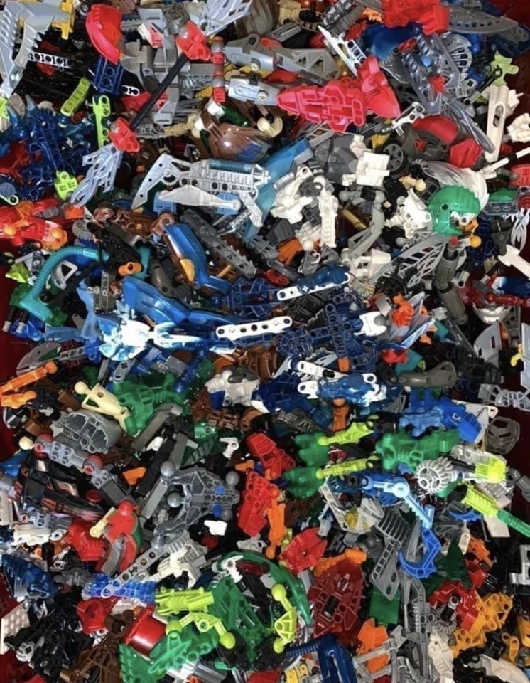 LEGO BIONICLE Hero Factory Bulk Lot 100+ Parts Pieces MASKS MOCs - Image 2 of 3