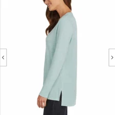 Matty M Ladies' Cozy V-Neck Top (Heather Sage,Small) NWT