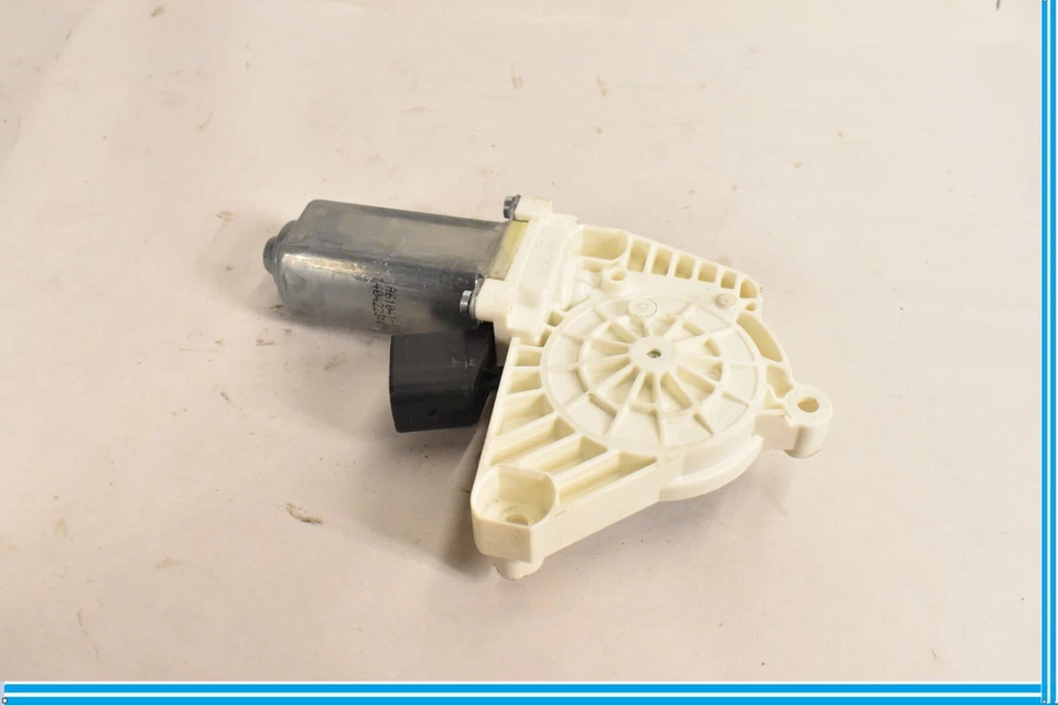 2012 - 2017 MERCEDES CLS550 W218 ЗАДНЯЯ ЛЕВАЯ ДВЕРЬ СТЕКЛОПОДЪЕМНИК МОТОР OEM - Изображение 3 из 4