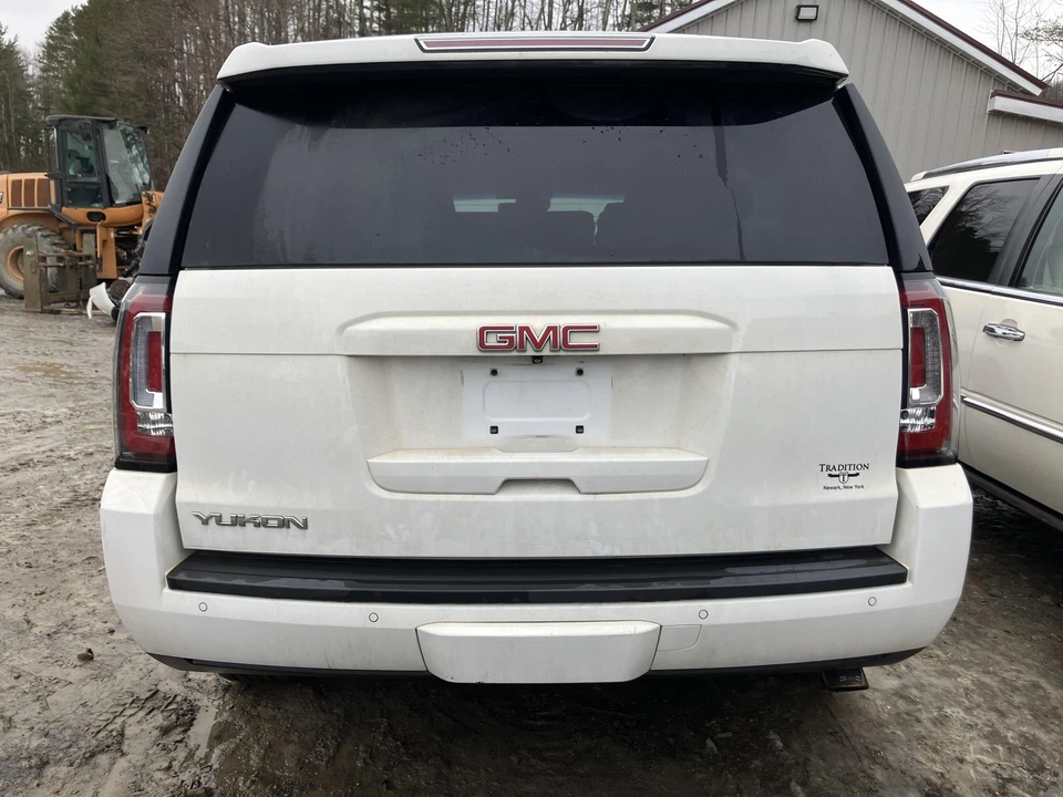 15 GMC YUKON Radiator Support Foto 4 de 4