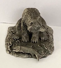 Hudson Pewter "Grizzly Bear With Fish"  Sculpted by H.Wilson signed Ltd 575/3000