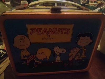 Vintage Lunchbox Peanuts By Schultz, Has Rust And Wear And Writing Inside