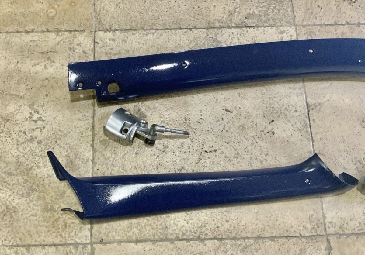 1974 1975 1976 Cadillac Eldorado￼Convertible Inteior Windshield