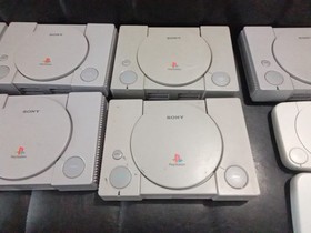*DEFECTIVE* Lot of 12 Sony Playstation 1 PS1 PS One PSOne Consoles *AS-IS*