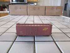 ACCURAIL CHICAGO & NORTHWESTERN 40 FOOT BOX CAR HO SCALE