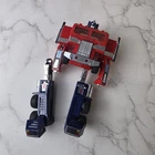 Vintage Transformers G1 Optimus Prime Hasbro 1984 - For Parts. Broken Leg