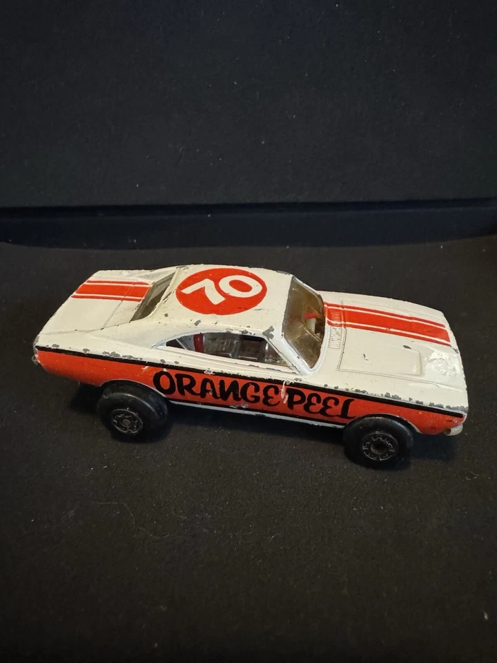 Dodge Charger 1971 Matchbox vintage "piel de naranja" #74 Mopar Muscle Car Dragster Foto 3 de 4