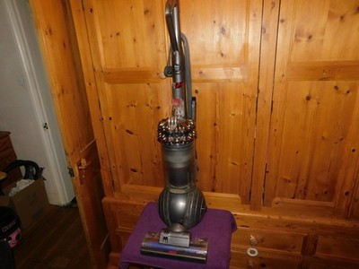 Dyson Cinetic Big Ball Animal Bodenstaubsauger. DC75.