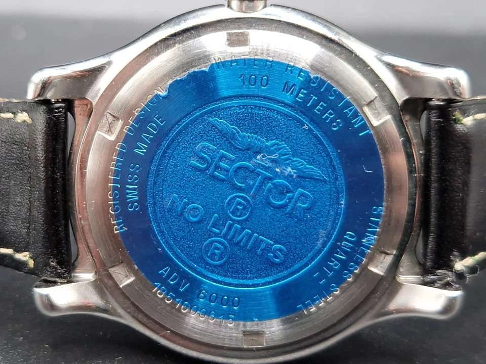 Sector Mens Quartz Watch No Limits ADV 6000 Swiss Made Stainless Steel WR100M - Image 3 of 4