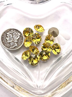 Light Topaz F (8mm - 39ss) Swarovski 1088 XIRIUS Chaton