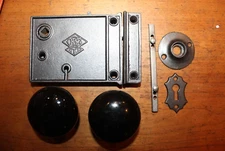 Restored Russell and Erwin (R&E) #1288 Rim Lock Set with Keeper Knobs  R-65