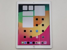 Apple iPad Pro 12.9-inch  2nd Gen.  A1670 256GB Wi-Fi 12.9" - SMALL ISSUE