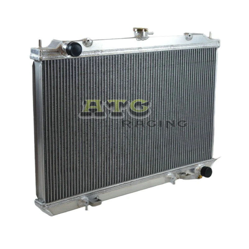 Radiador para Infiniti I30 I35 2000-2004/00-03 Nissan Máxima 3.0L 3.5L 02 01 Foto 3 de 4