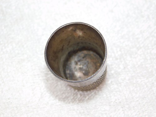 Antique Victorian Stern Hammered Sterling Silver Ornate Thimble #9 - Picture 4 of 5