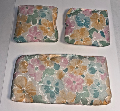 Vtg 1993 Mattel Barbie PRETTY SECRETS BEAUTIFUL BED SKIRTS LINENS PILLOWS #65028