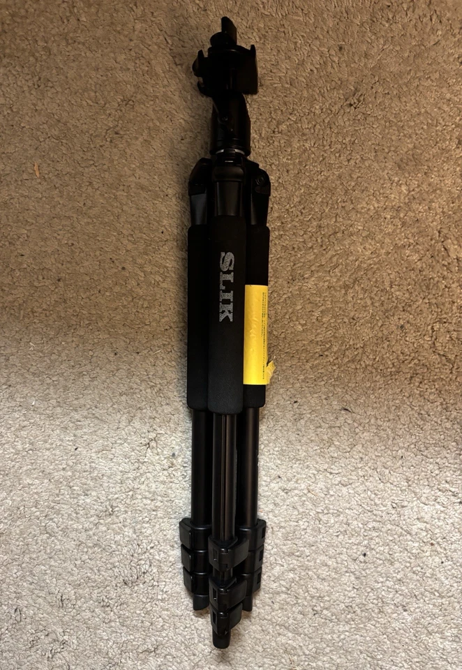 Slik Sprint 150 Aluminum Tripod with SBH-150DQ - Missing Quick Release Plate - Image 2 of 4