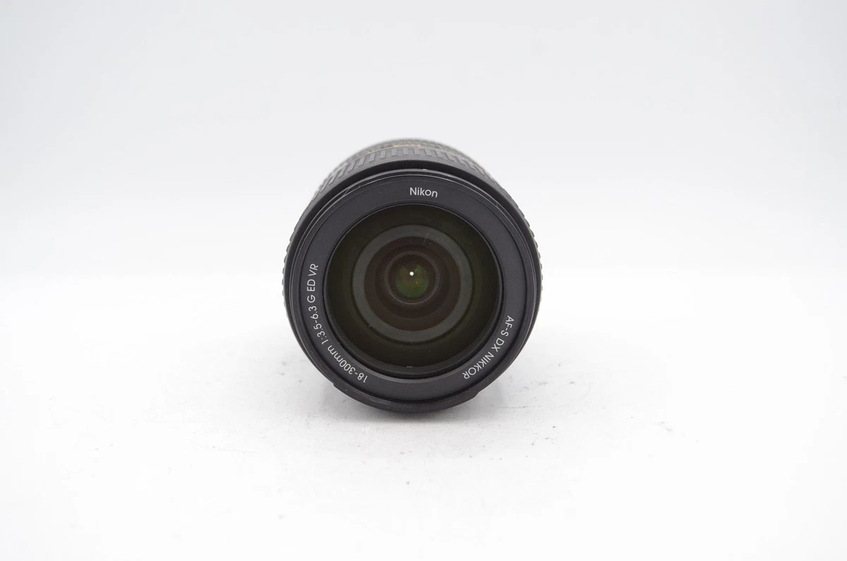 ニコン AF-S DX 18-300mm 3.5-6.3 G ED VR IF 67dc2125-dd92-4a55-8688-