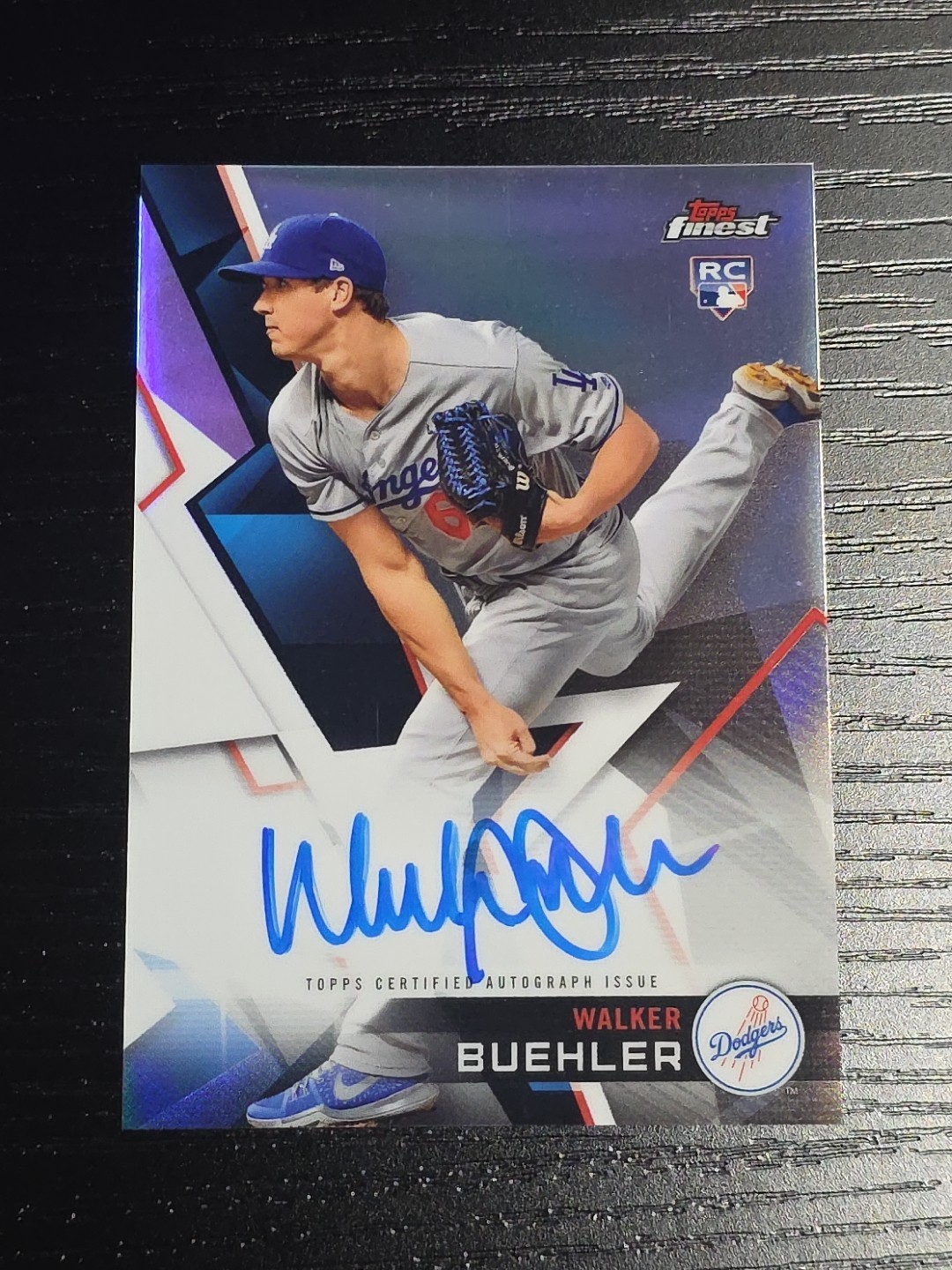 2018 Topps Finest Walker Buehler *ON CARD* RC Auto