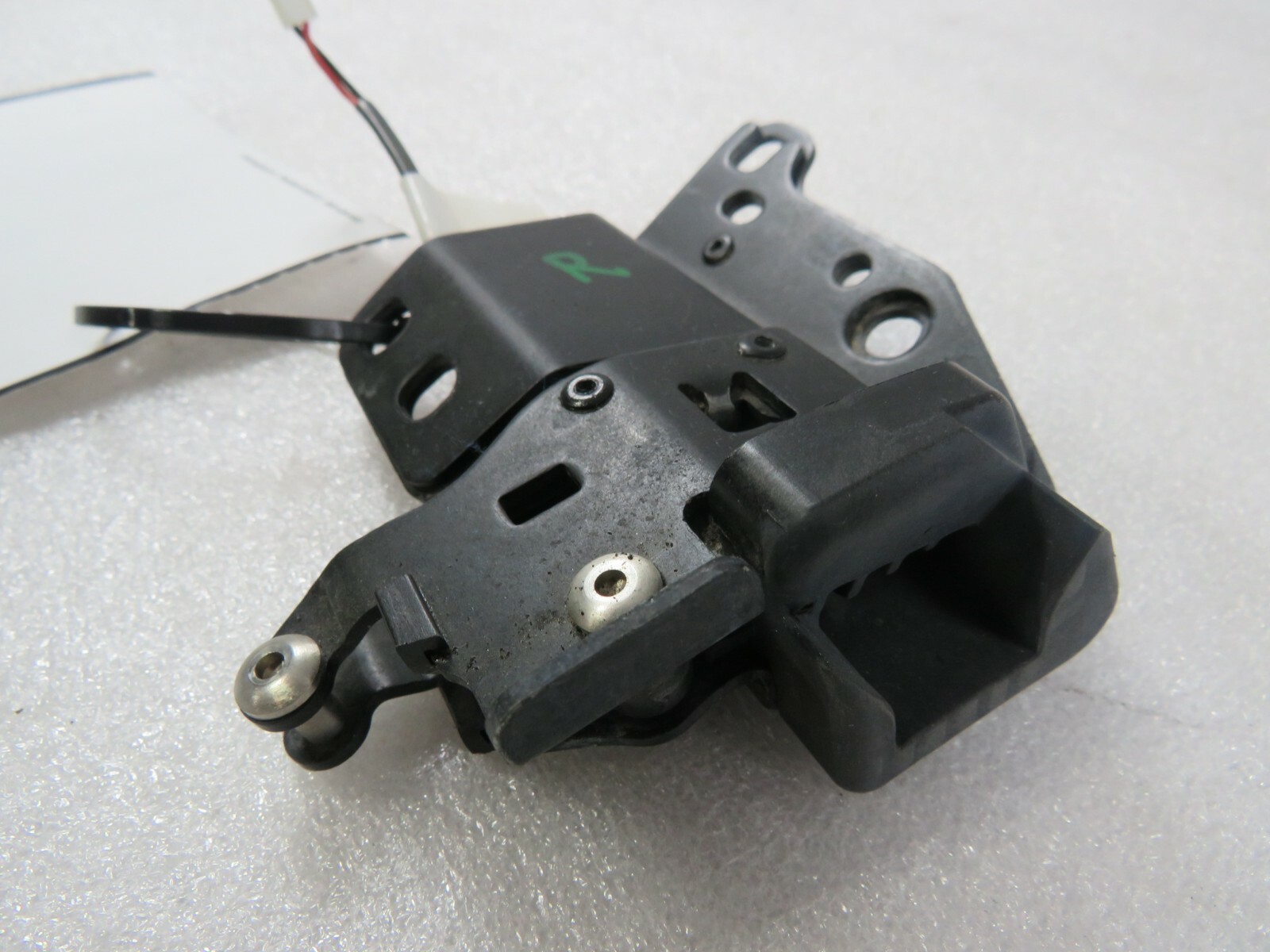 Mclaren 570s, RH, Right, Roof Latch, Used, P/N 90000002978