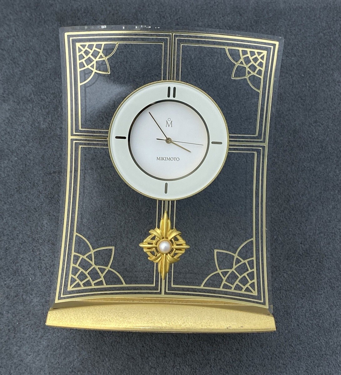 Vintage Japan Mikimoto Pearl Table Or desk Clock - Clear Lucite W