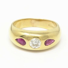 Anello NYJEWEL Giorgio Visconti oro giallo 18 kt rubino naturale e diamanti tre pietre