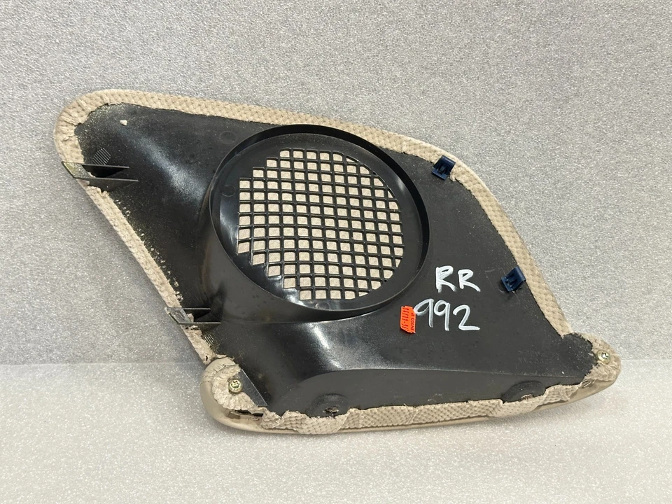 Jaguar XK8 X100 1997 cupé cuarto trasero derecho cubierta de altavoz con reposabrazos SDC fabricante original Foto 2 de 2