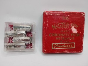 Lot of 2 Pitch Instruments) A-440 Heriba Pitch Pipe, Lindner's 13 Key Chromatic 