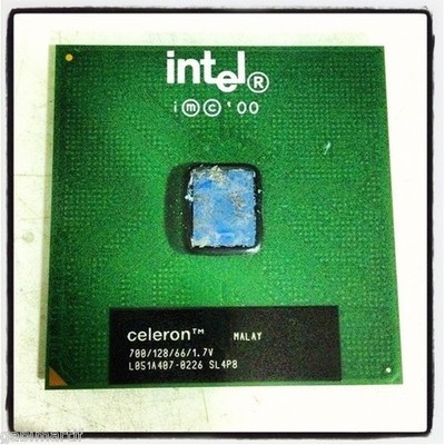 Intel SL4P8 SL4P2 Celeron 700/128/66/1.7V SL4P8 FC-PGA Socket 370 CPU