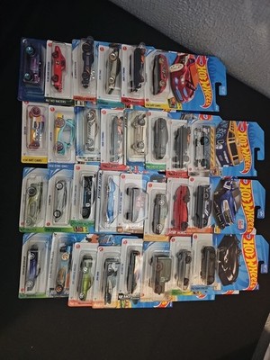 Hot Wheels Basic lot Of 30 Cars Lot 3