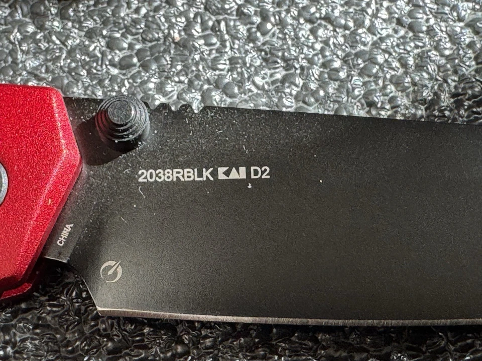 Reverso Kershaw Iridio Negro Personalizado Tanto D2 con Rojo Escala de Fábrica Intercambio Nuevo y Caja Foto 4 de 4