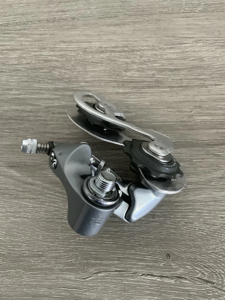 SHIMANO 600 ULTEGRA REAR DERAILLEUR 6400 6 OR 7 SPEED - Image 3 of 4