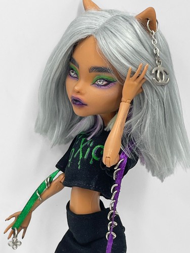 Monster High Repaint Art Doll Custom OOAK Howleen Wolf "Toxic" - Picture 7 of 13