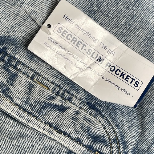 NEU Old Navy Sky Hi Straight Damenjeans Größe 6 Used-Look helle Waschung roher Saum - Bild 6 von 11