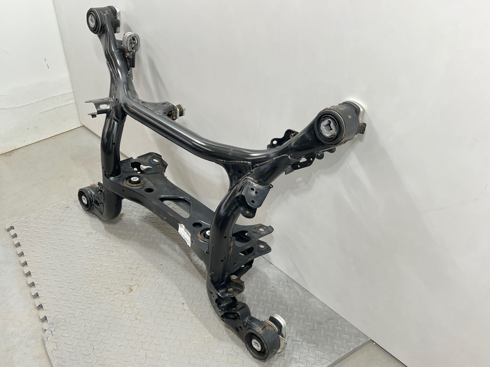 2017-2020 Audi Q7 Rear Suspension Cradle CROSSMEMBER Subframe K 