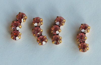 VINTAGE CURVED TRIPLE RHINESTONE FUSED CHAIN FINDING   ASSORTED COLORS