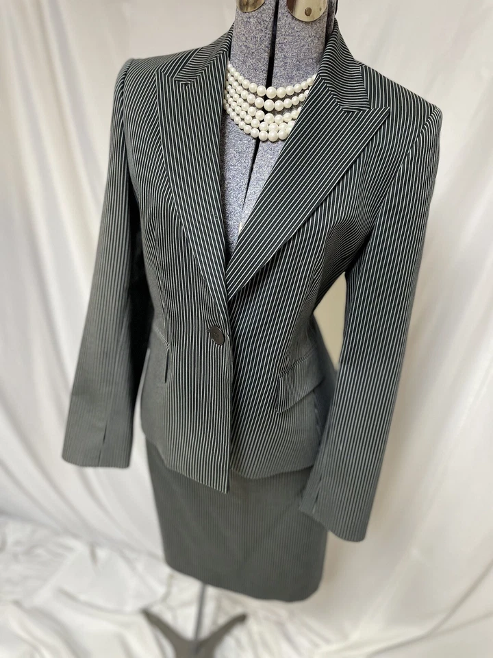 Traje Falda Anne Klein Talla Pequeña 10P Se Ajusta Como 8P Conjunto de Dos Piezas 32X21 Bolsillos Foto 4 de 4