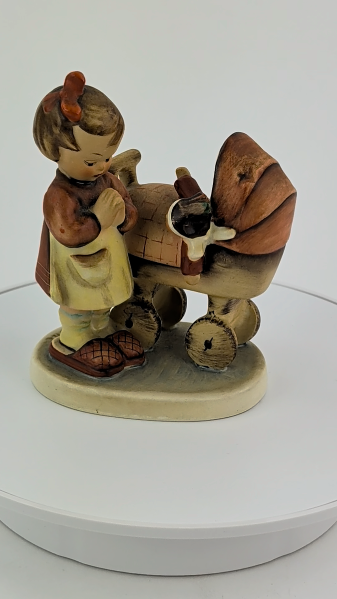Goebel Hummel 67 Doll Mother Figurine TMK-1 Crown Mark US Zone