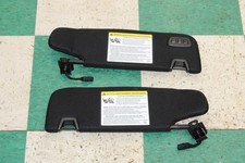 24-25 Mustang Oem Black Lh Left Rh Right Sunvisor Shade Mirror Glass Homelink Oe 24-25 Mustang Oem Black Lh Left Rh Right Sunvisor Shade Mirror Glass Homelink Oe
