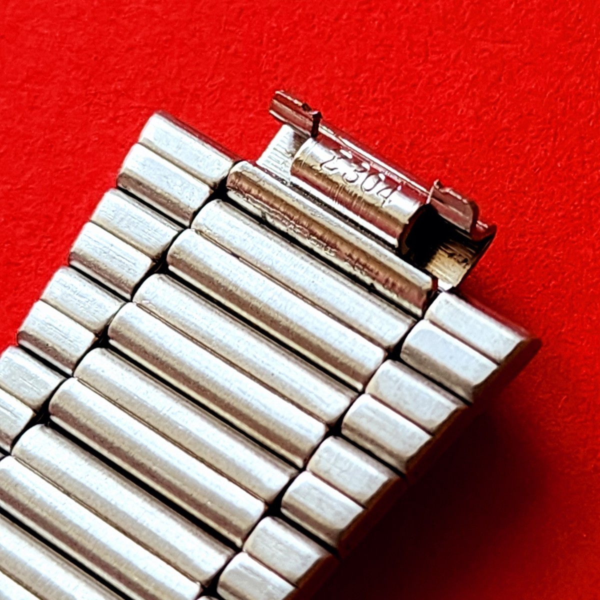 THe The （ザザ） 4th THe ThEBAND 韓国　【希少！】 Seiko Watch Bracelet 11mm End Links Z304 Stainless Steel Vintage