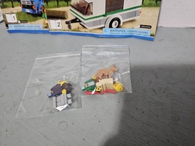 LEGO CITY: Van & Caravan (60117)