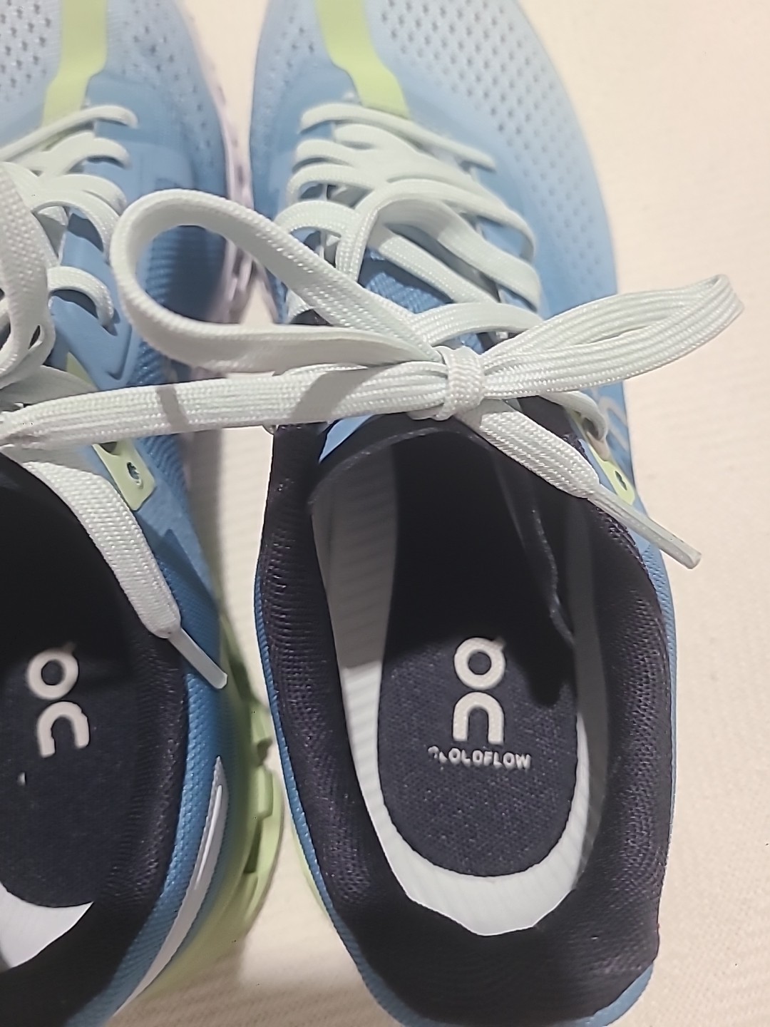 Excellent Condition Cloud Cloudflow Running Sneak… - image 6