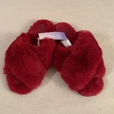 Stars Above Target Red Faux Fur Crossband Slippers Women  s Sz 5/6 NWT