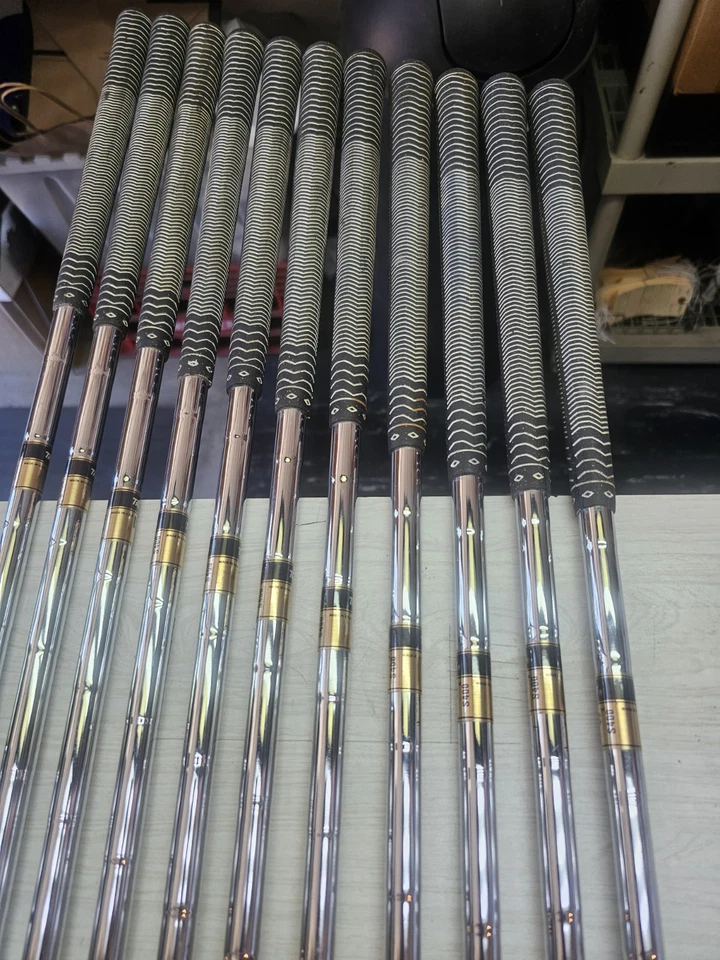 Rare & New Macgregor Vip Curtis Strange 21/50 Proof Set Irons 1-PW,SW  - Image 4 of 4