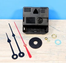 Quartex Q-80 Quartz Battery Clock Movement 1/8" Thick Dial 9/16" Shaft SPADE