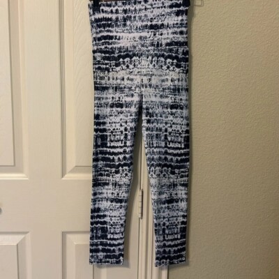 Physique by Gypsy yoga pants in size XS - blue and white.  New without tags