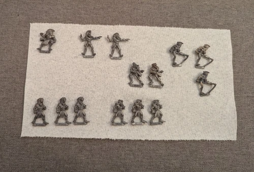 Blood Bowl 2nd edition METAL elf miniatures - 14 minis (1988) - Vintage! OOP GW
