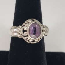Sterling Silver Ring Oval Purple Solitaire Amethyst 4.7g size 6.75 7103 