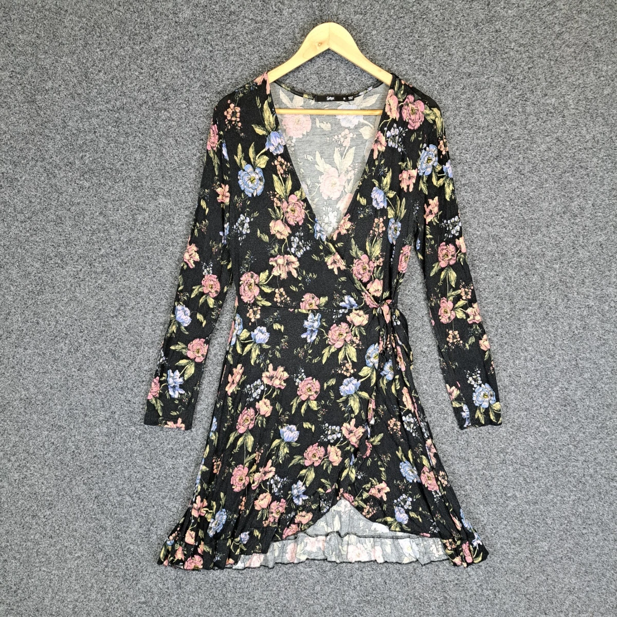 Sportsgirl clothing clearance