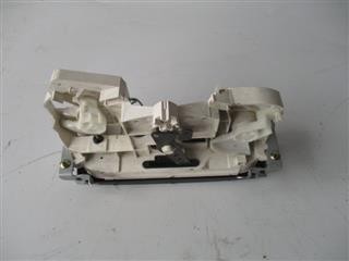 PANEL DE CONTROL DE CALEFACCIÓN Mitsubishi Montero Sport 2.5 TD 4 D 56 T - Imagen 2 de 2